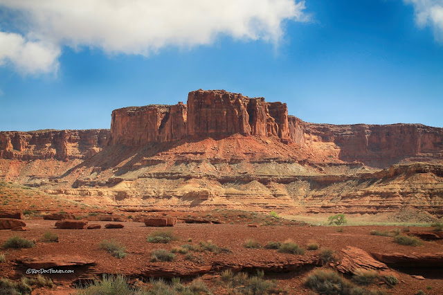 Canyonlands National Park Utah geology travel Dead Horse Point Mineral Bottom Road White Rim Trail Green River Colorado River copyright RocDocTravel.com