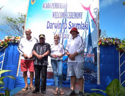 Saumlaki, Malukupost.com - Pemerintah Kabupaten (Pemkab) Maluku Tenggara Barat (MTB) menyambut kunjungan peserta lomba perahu layar dari Darwin Australia menuju Saumlaki tahun 2018 atau Darwin to Saumlaki Yacht Race and rally 2018 dalam acara welcome ceremony yang dihadiri oleh pimpinan Forum Komunikasi Pimpinan Daerah (FKPD), Pimpinan BUMN dan BUMD, pimpinan instansi vertical, pimpinan SKPD dan sejumlah pengusaha di sektor pariwisata yang bertempat di lokasi destinasi wisata pantai Kelyaar Jaya, Olilit Barat, Kecamatan Tanimbar Selatan, Kamis (5/7).
