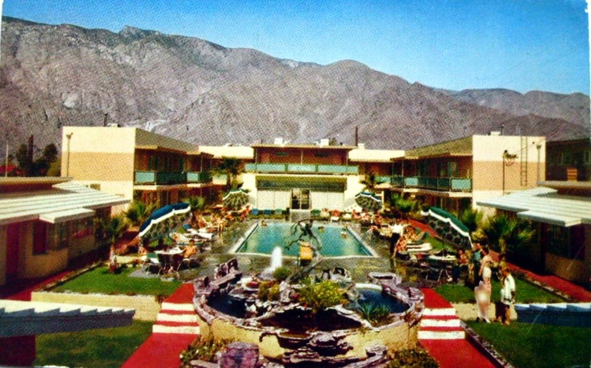 Palm Springs, California Vacations Pictures