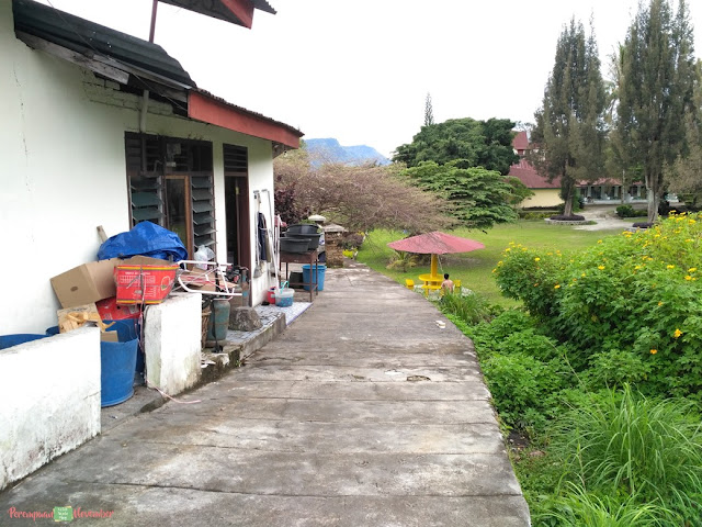 romlan guest house samosir