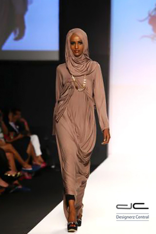 Gaya Hijab dari Dubai Karya Rabia Z