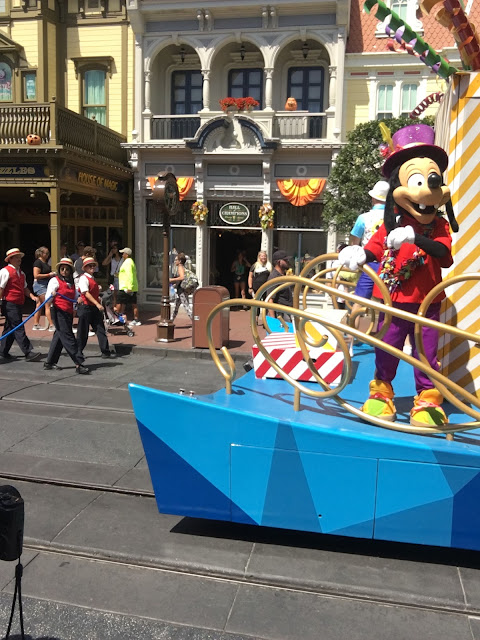 Max Goof In Magic Kingdom Parade Walt Disney World