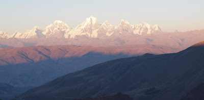 El sentido de la vida, Existencialismo, Historias de mujeres, Montañas, Poemas de dolor, Mujeres, Turismo, Psicología, Naturaleza  Huay Huash, Andes peruanos