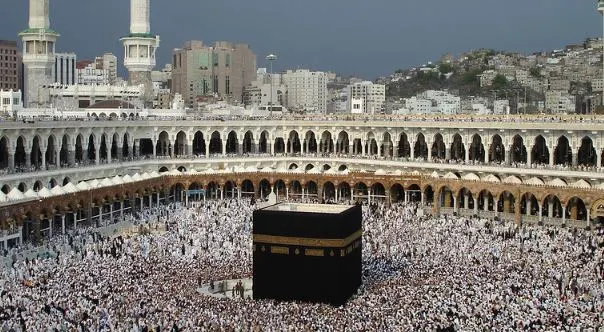 https://www.abusyuja.com/2020/10/khotbah-penaklukan-fathu-makkah.html