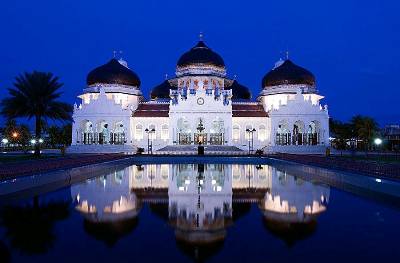 Risalah Mutiara Tauhid: MASJID RAYA BAITURRAHMAN BANDA ACEH