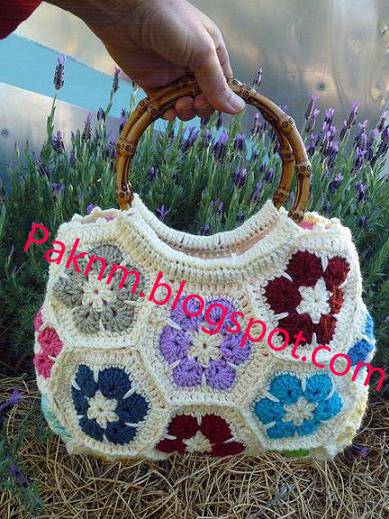 Wonderful-ladies-bags-designs-for-women-hollywood-party wear-bags-collection-2013