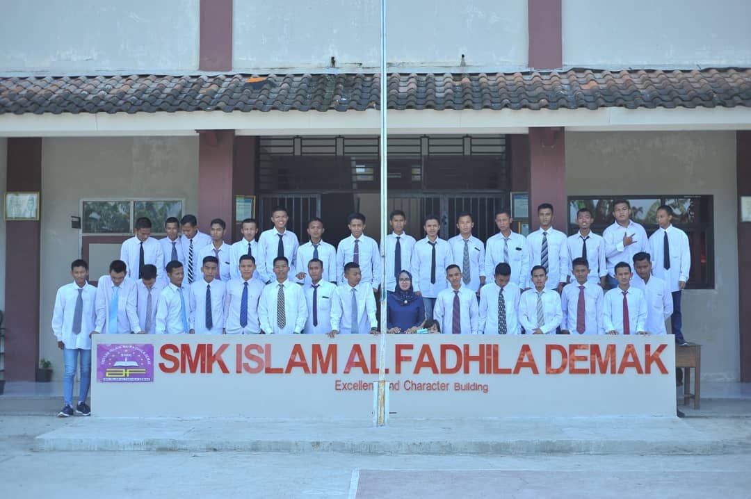 Lowongan Sebagai Tenaga Pendidik Guru Teknik Mesin, Guru Akuntansi, Guru IPS, Guru Bahasa Jawa, Guru Komputer & Guru Olahraga di SMP-SMK Islam Al Fadhila Demak