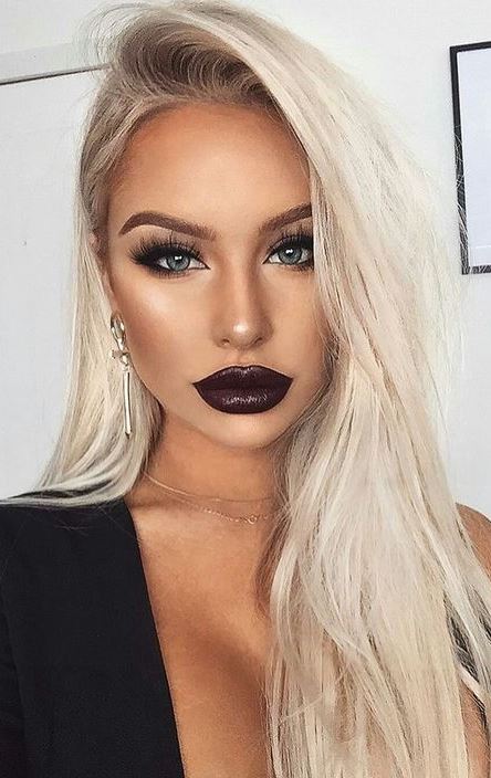 trend this season - makeup with a dark lipstick