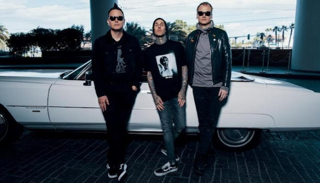 Blink-182 back with a tour, a French date and a single