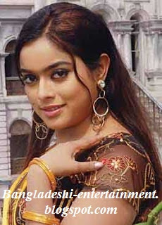 Bangladeshi Actress Sahara picture