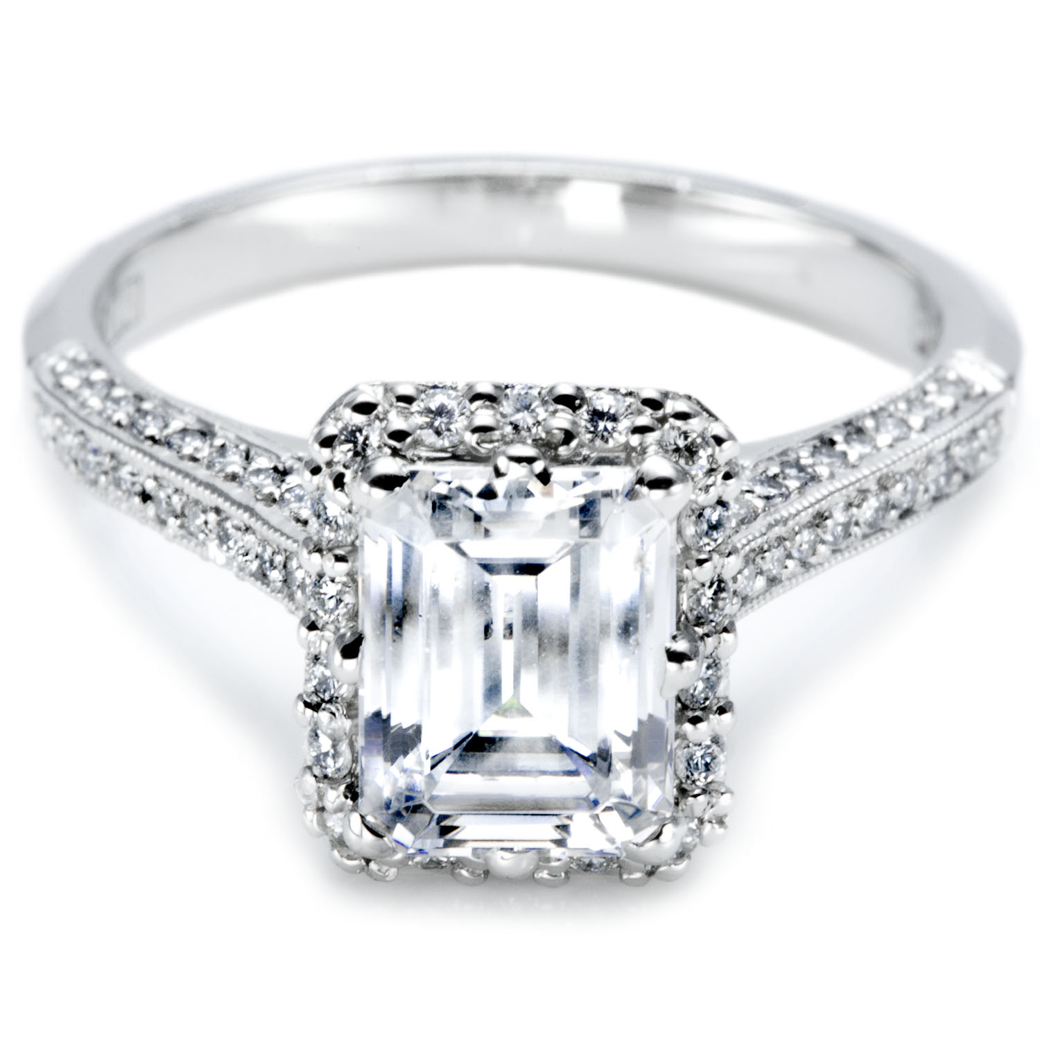 Looking for biggest diamond engagement ring online