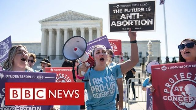 menetapkan larangan aborsi di Amerika Serikat Mahkamah Agung AS Larang Aborsi, 50 Negara Bagian Langsung Ikuti Perintah