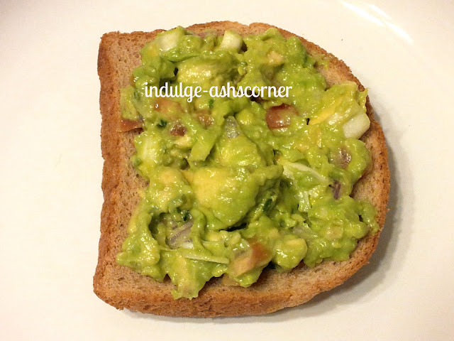 Avocado sandwich