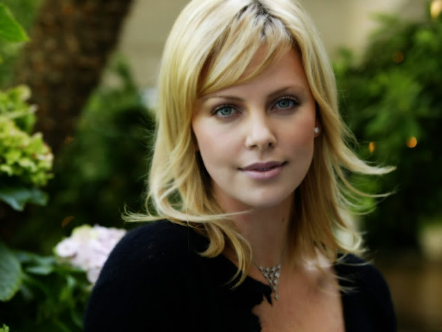 Charlize Theron HD Wallpapers Free Download
