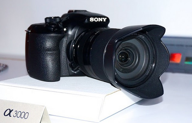 Why Sony A3000 Mirrorless Digital Camera is Better Than others