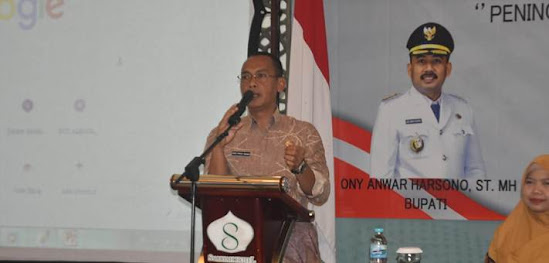 Aparat desa Ngawi