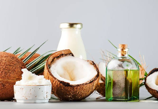 8 Unbelievable Health Benefits of Coconut, नारियल के अद्भुत फायदे,benefits of coconut oil,नारियल तेल,नारियल तेल के फायदे,नारियल हमारी हेल्थ के लिए हैं कारगर