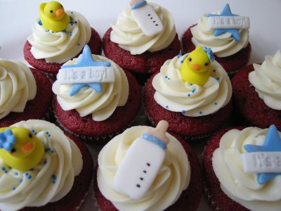 Making Baby on Domestic Fashionista  Baby Shower Cupcakes