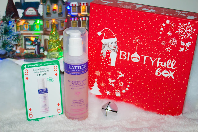 La Biotyfull Box de Noel : contenu et petit maquillage de fête 🎅🎄