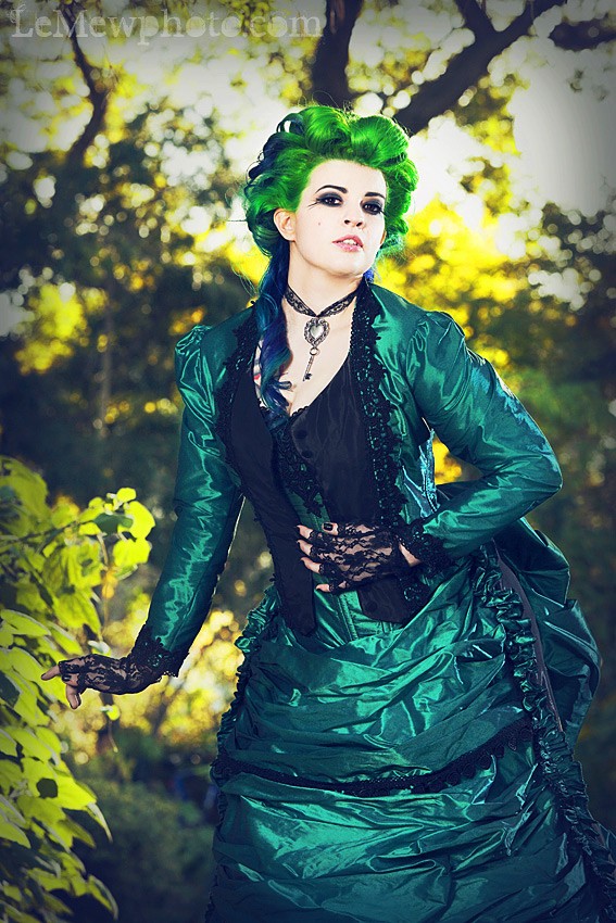 Posted in Gothic Wedding DressesSteampunk FashionVictorian Wedding Dress