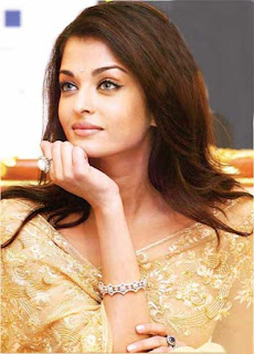 aishwarya rai saree in golden saree