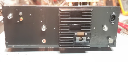 Vista posterior transmisor de AM 40 mts. PDM
