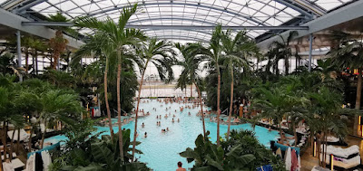 Piscina principal del área La Palma de las Termas de Bucarest.