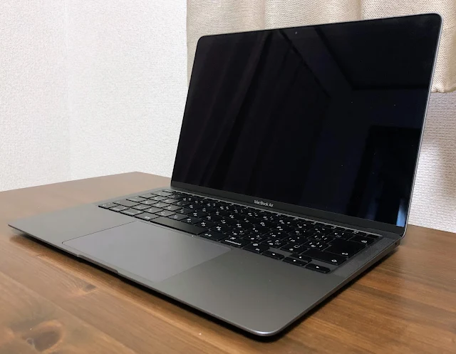 MacBookのスピーカーやカメラ