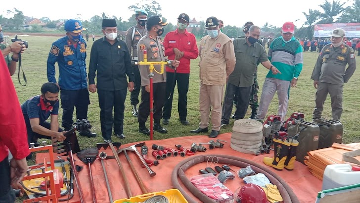 Kapolres Sarolangun AKBP Sugeng Wahyudiyono Pimpin Apel Siaga Karhutla