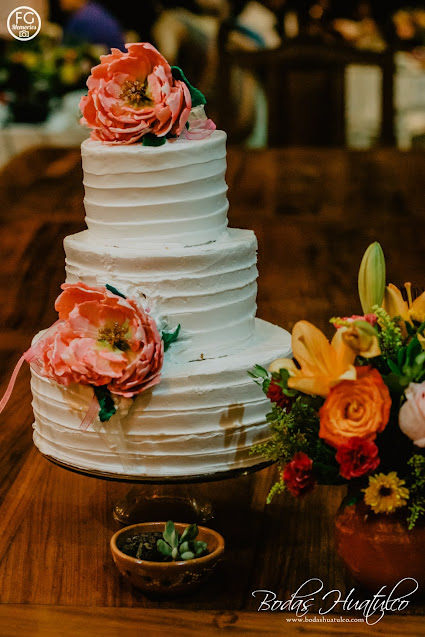 Boda en playa, Pasteles para una boda en playa, Beach Wedding, Bodas Huatulco