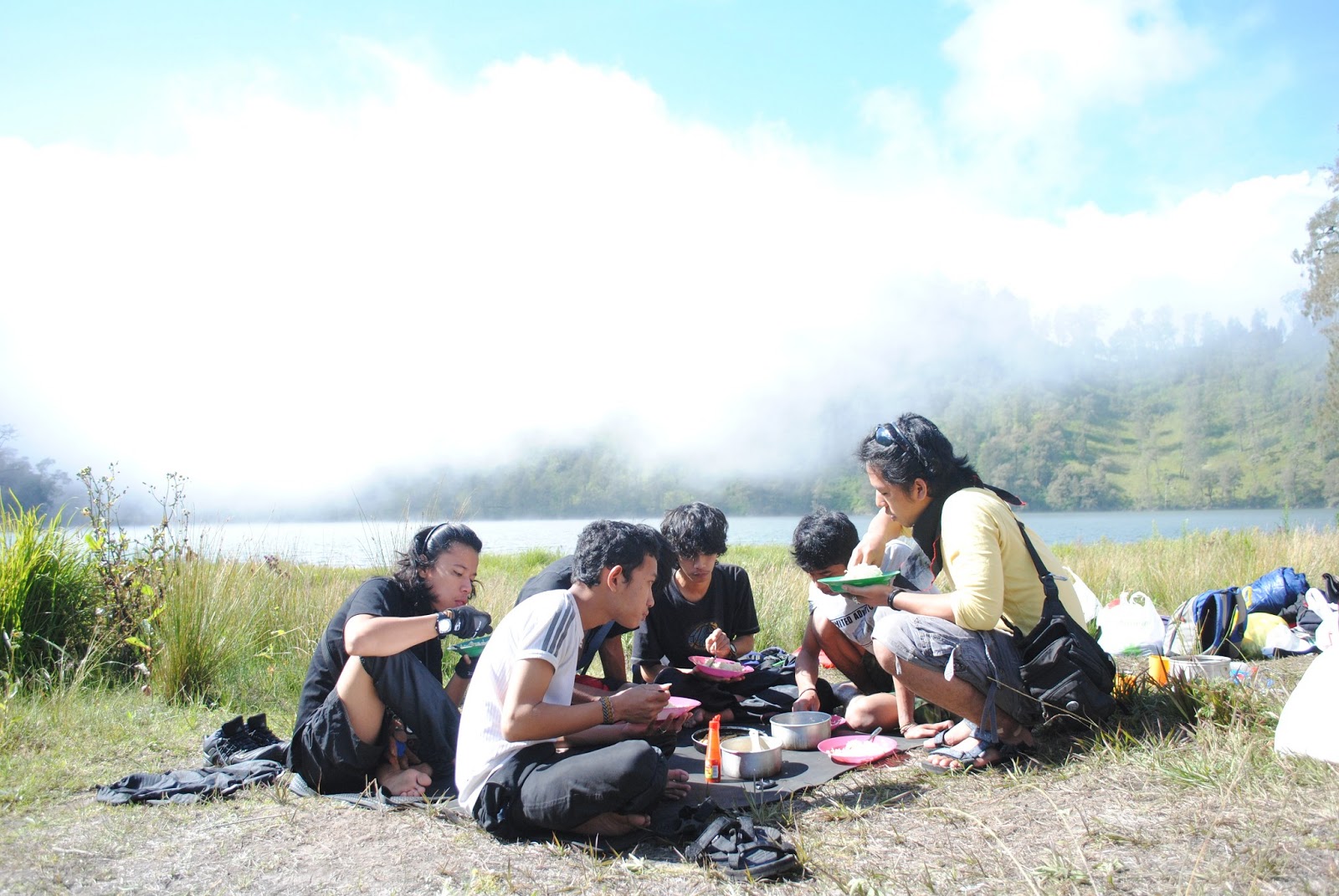 Cerita Pendakian Gunung Semeru Puncak Mahameru  dari 