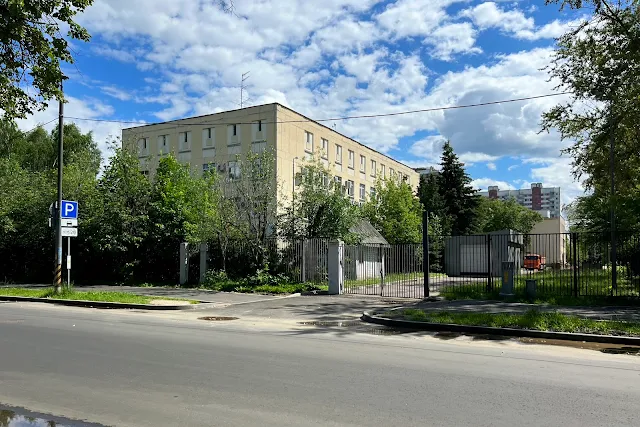 Верхняя Первомайская улица, бывшая Морозовская детская городская клиническая больница / Измайловская детская городская клиническая больница № 3