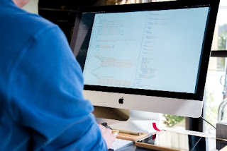 programmer sebagai pekerjaan yang menguntungkan