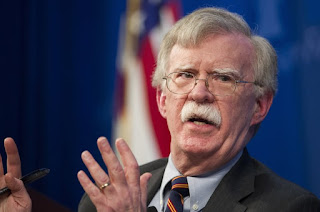 Washington, Estados Unidos.- John Bolton, el asesor de Seguridad Nacional del presidente estadounidense, Donald Trump, insistió hoy en denunciar el envío de personal y material militar a Venezuela por parte de Rusia y advirtió al Kremlin de que la Casa Blanca considera estas “acciones provocativas como una amenaza directa”.