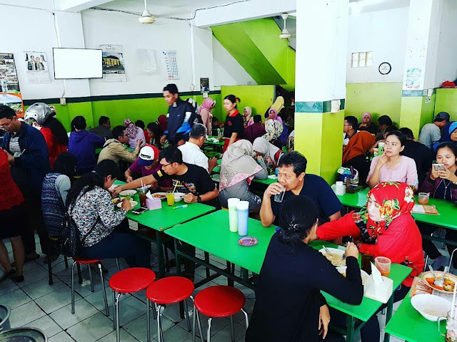 40 Tempat Wisata Kuliner Solo Lengkap Dengan Lokasinya