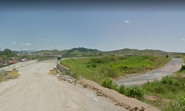 Obra inacabada da Rodovia do Contorno em Volta Redonda/Foto: Google Maps