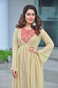 Rashi Khanna new glamorous photos-thumbnail-13