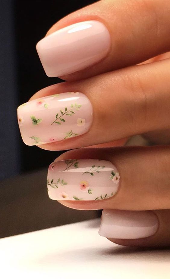 Floral Nail Art Design For Women With Short Nails Background, Nail Art  Designs Pictures, Nail, Nail Art Background Image And Wallpaper for Free  Download