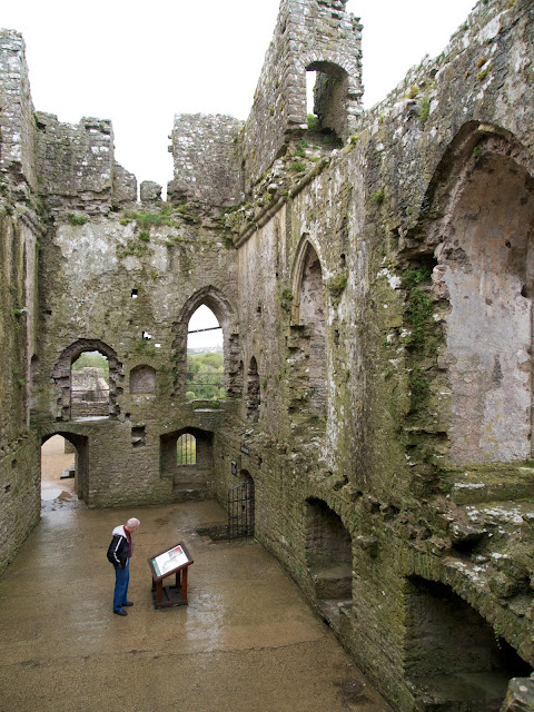 Pembroke, castle, expat, travel, Wales