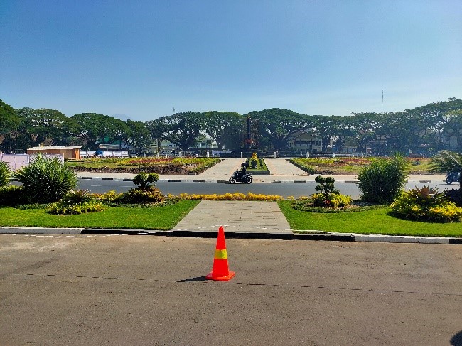 alun-alun tugu
