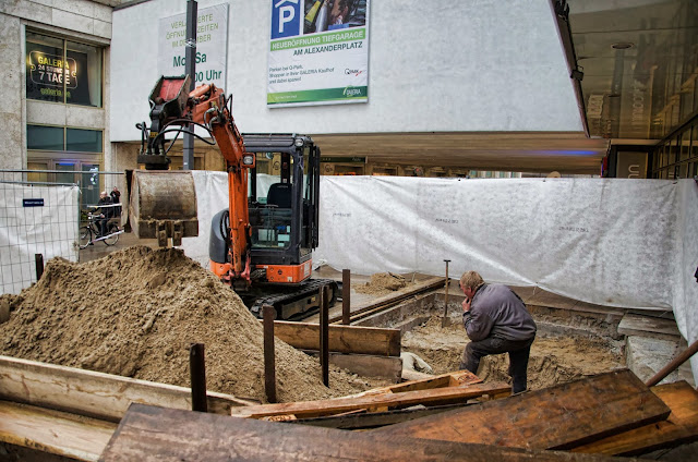 Baustelle Primark Neugestaltung von 8.000 qm Einzelhandel, Alexanderplatz, 10178 Berlin, 10.12.2013