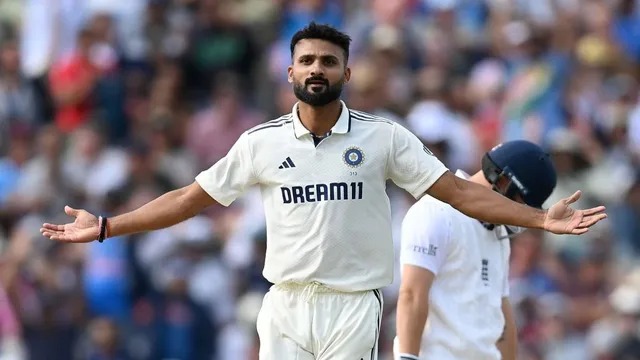 Young-Indian-pacer-Akashdeep