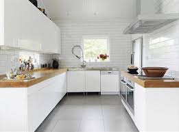 white kitchen wall tiles