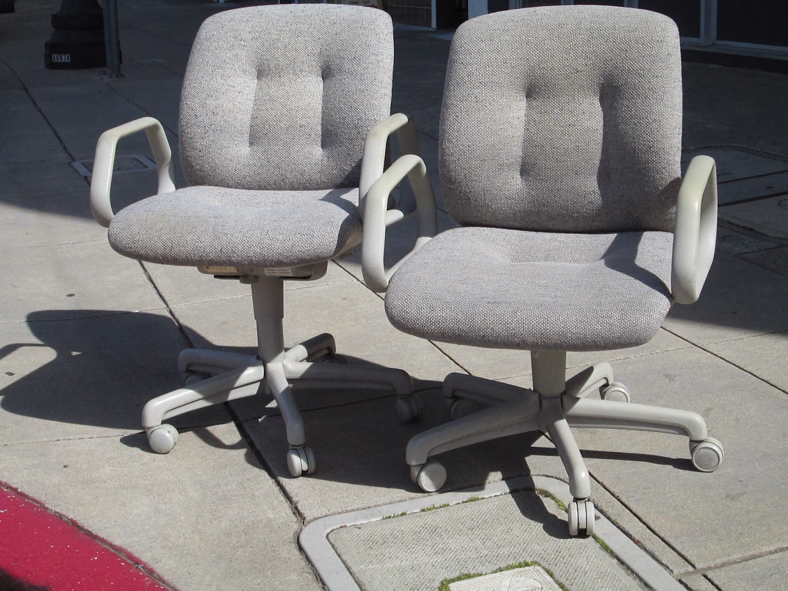 UHURU FURNITURE & COLLECTIBLES: SOLD Inexpensive Office Chairs - $5 each