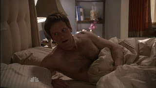 Peter Krause Shirtless on Parenthood s1e06