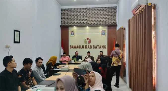 Media Sosial Jadi Fokus Evaluasi Kehumasan Bawaslu Kabupaten Batang