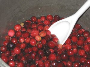 JELLIED CRANBERRY-APPLE SAUCE