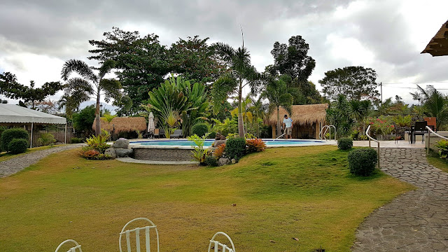 swimming pool at La Vigia Restaurant & Resort, Ormoc City