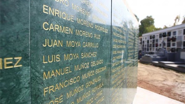 El informe sobre las fosas comunes concluye que hay más de 1.400 víctimas del franquismo enterradas en el cementerio de Huelva 