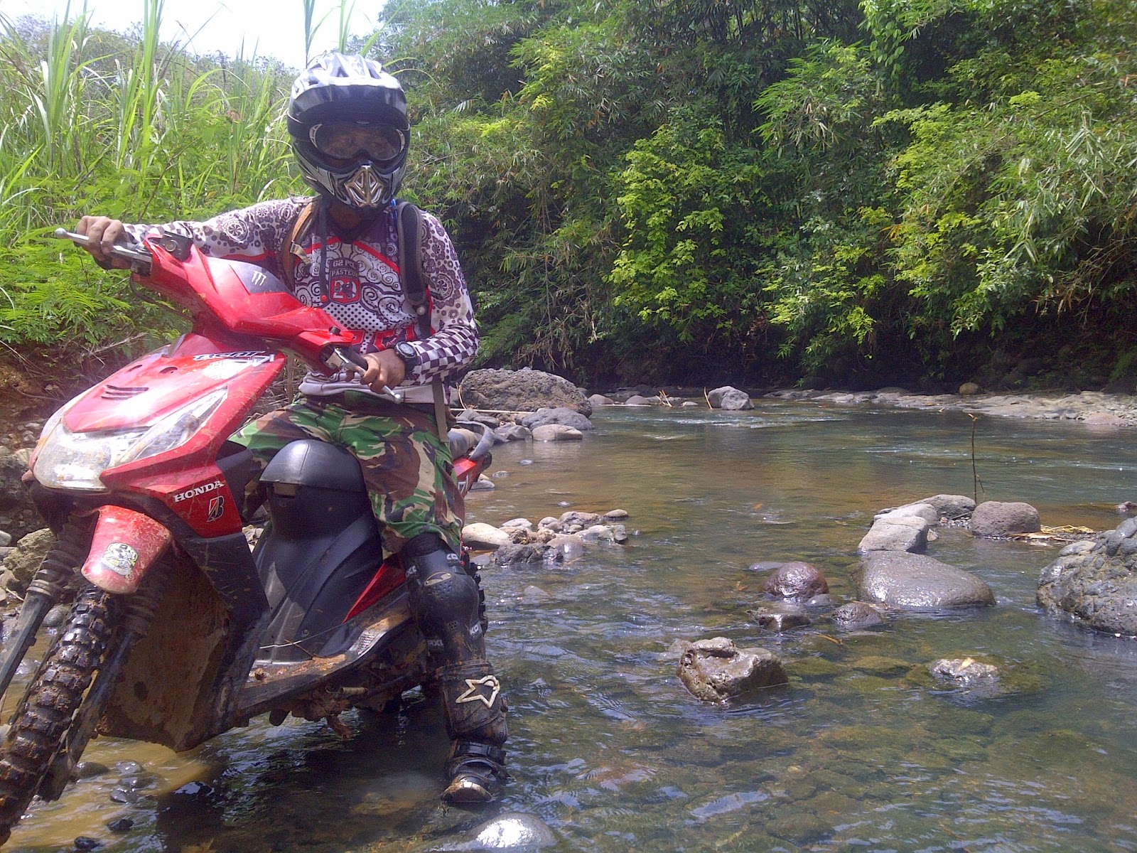 Modifikasi Honda Beat Trail